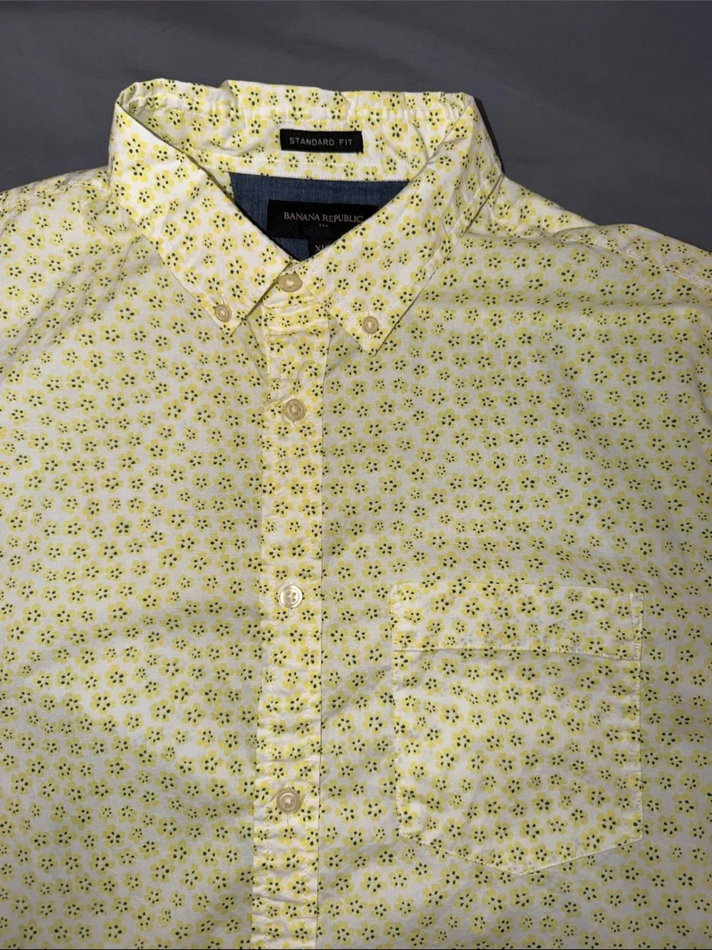 Banana Republic Yellow Floral Short-Sleeve Button-Down Shirt